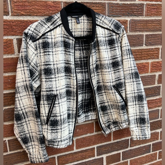 Mango Jacket - Picture 2 of 7